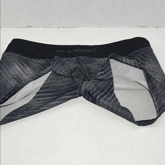 Marvel by her universe large black and gray shorts - Picture 5 of 6